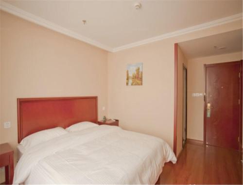 Imagen de la habitación del Hotel Greentree Inn Liaoning Dalian Railway Station Sout. Foto 9