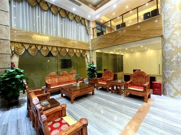 Imagen de los interiores del Hotel Greentree Inn Sanya Jiyang Dist Yalongwan Yingbin Ave. Foto 15