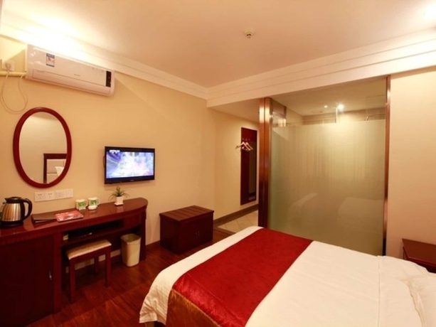 Imagen de la habitación del Hotel Greentree Inn Sanya Jiyang Dist Yalongwan Yingbin Ave. Foto 9