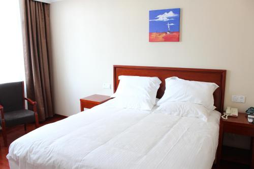 Imagen de la habitación del Hotel Greentree Inn Shanghai Caohejing Songjiang Jiuxin Road Business. Foto 6