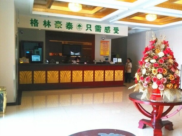 Imagen de los interiores del Hotel Greentree Inn Shanghai Changxing Island Yuansha Bu. Foto 15