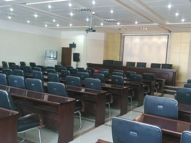 Imagen de los interiores del Hotel Greentree Inn Shanghai Changxing Island Yuansha Bu. Foto 19