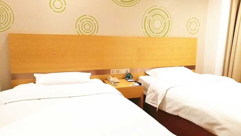 Imagen de la habitación del Hotel Greentree Inn Shanghai Jingan Xinzha Road Business. Foto 10