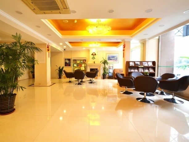 Imagen de los interiores del Hotel Greentree Inn Shanghai Jingan Xinzha Road Business. Foto 19