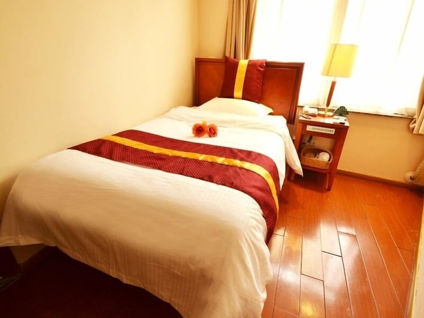 Imagen de la habitación del Hotel Greentree Inn Shanghai Jingan Xinzha Road Business. Foto 13