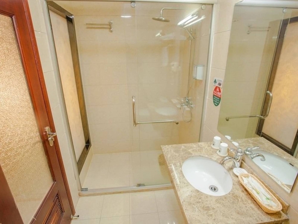 Imagen de la habitación del Hotel Greentree Inn Shanghai Pudong Disney Chuansha Road. Foto 3