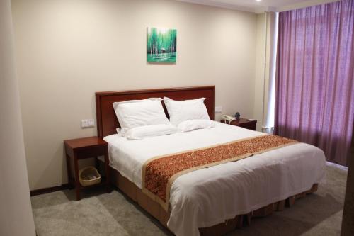 Imagen general del Hotel Greentree Inn Shanghai Songjiang Wanda Plaza Rongm. Foto 5