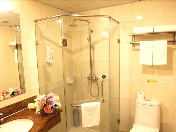 Imagen de la habitación del Hotel Greentree Inn Shanghai Zhongshan Hutai Business. Foto 17