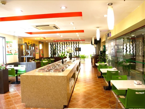 Imagen del bar/restaurante del Hotel Greentree Inn Shanghai Zhongshan Hutai Business. Foto 3