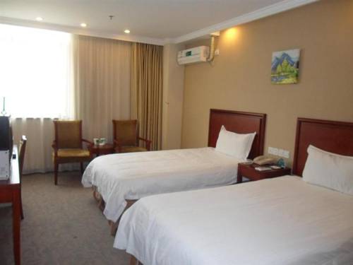Imagen de la habitación del Hotel Greentree Inn Shanghai Zhujing Business. Foto 3