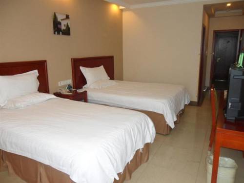 Imagen de la habitación del Hotel Greentree Inn Shanghai Zhujing Business. Foto 7