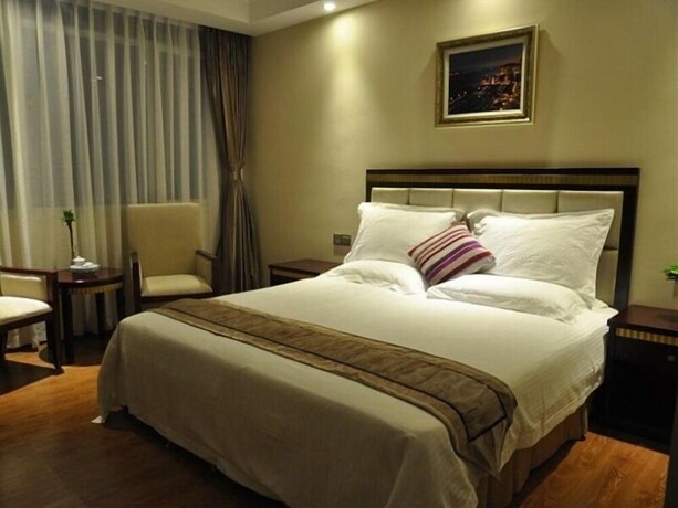 Imagen de la habitación del Hotel Greentree Inn Shantou Chengjiang Road Business. Foto 20