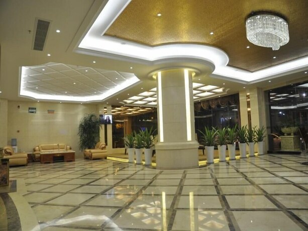 Imagen de los interiores del Hotel Greentree Inn Shantou Chengjiang Road Business. Foto 31
