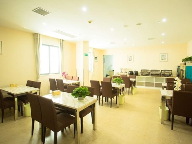Imagen del bar/restaurante del Hotel Greentree Inn Suzhou International Film City South Jinshan Road Express. Foto 4