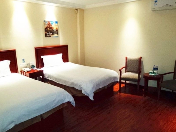 Imagen de la habitación del Hotel Greentree Inn Suzhou Kunshan High Speed Rail Station Hengshan Road Express. Foto 11