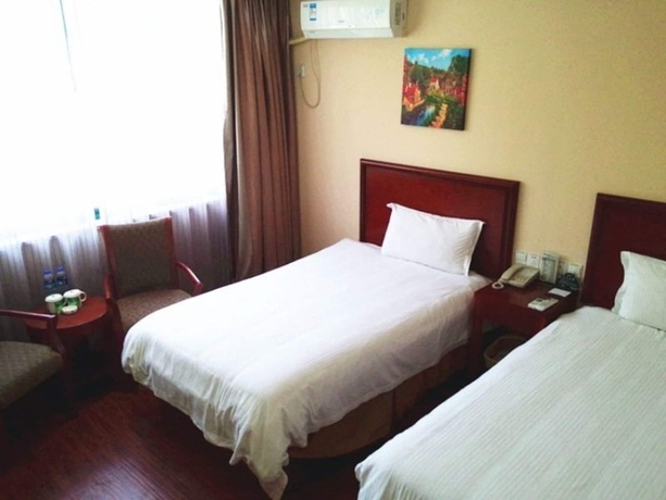 Imagen de la habitación del Hotel Greentree Inn Suzhou Kunshan High Speed Rail Station Hengshan Road Express. Foto 18