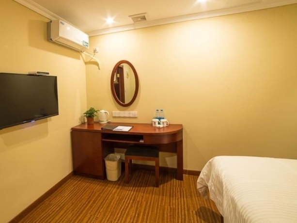Imagen de la habitación del Hotel Greentree Inn Suzhou Kunshan Paris Spring Express. Foto 8