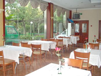 Imagen del bar/restaurante del Hotel Greentree Inn Suzhou Railway Station Business Hote. Foto 2