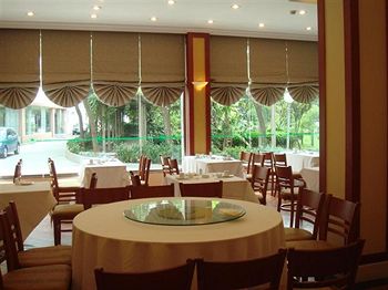 Imagen del bar/restaurante del Hotel Greentree Inn Suzhou Railway Station Business Hote. Foto 3