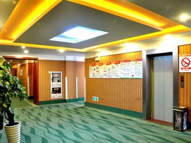 Imagen de los interiores del Hotel Greentree Inn Suzhou Wangting Zhanwang Business. Foto 12