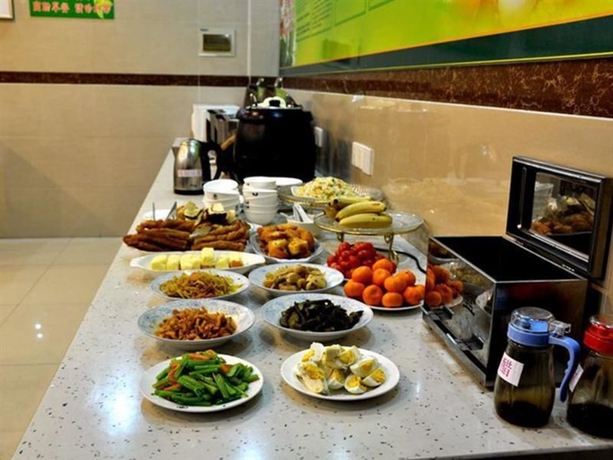 Imagen del bar/restaurante del Hotel Greentree Inn Suzhou Wangting Zhanwang Business. Foto 5