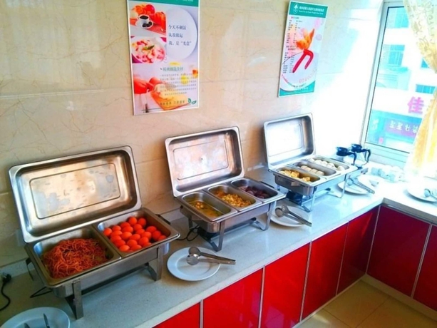 Imagen del bar/restaurante del Hotel Greentree Inn Suzhou Zhangjiagang Daxin Town Pingbei Road Express. Foto 5