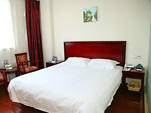 Imagen de la habitación del Hotel Greentree Inn Suzhou Zhangjiagang Daxin Town Pingbei Road Express. Foto 14