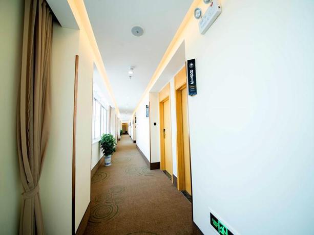 Imagen general del Hotel Greentree Inn Suzhou Zhangjiagang Yangshe Old Street Stadium Express. Foto 1