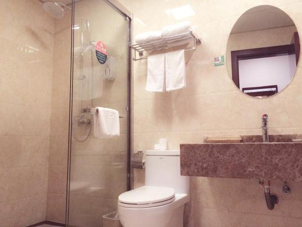 Imagen general del Hotel Greentree Inn Taizhou Xianju Passenger Center West Huancheng Road Express. Foto 6