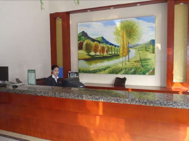 Imagen de los interiores del Hotel Greentree Inn Yangzhou Plaza. Foto 12