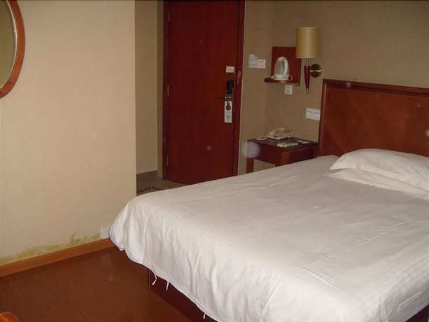 Imagen de la habitación del Hotel Greentree Inn Yangzhou Plaza. Foto 7