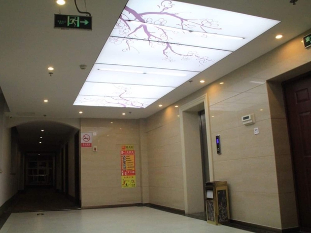 Imagen de los interiores del Hotel Greentree Inn Zhangjiagang Jinfeng Town Xintiandi Express. Foto 11