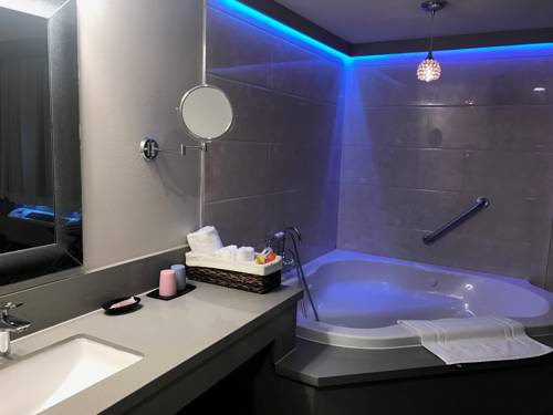 Imagen de la habitación del Hotel Greentree Inn and Suites Alhambra. Foto 16