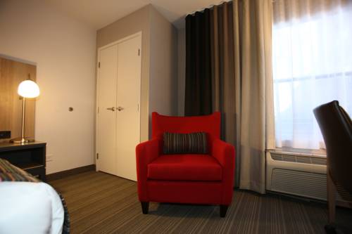 Imagen de la habitación del Hotel Greentree Inn and Suites Phoenix Sky Harbor. Foto 4