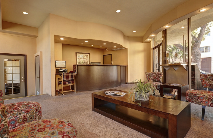 Imagen de los interiores del Hotel Greentree Pasadena Inn. Foto 14