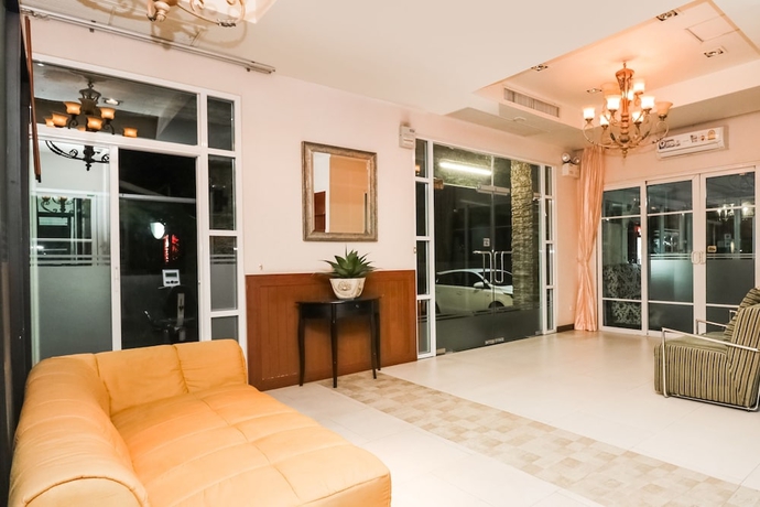 Imagen de los interiores del Hotel Greenview Ekkamai 10. Foto 19