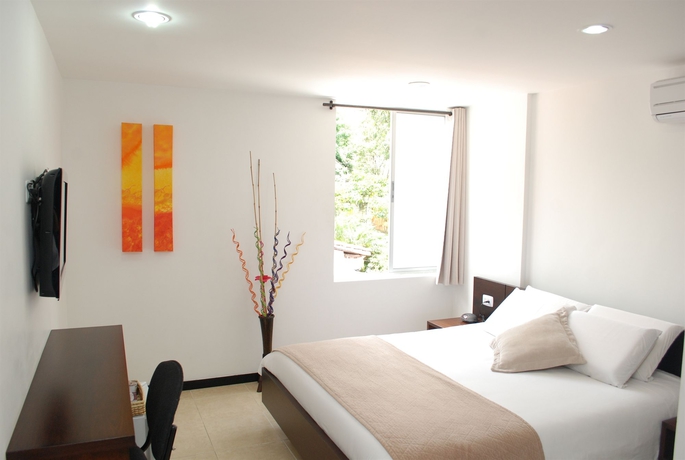 Imagen de la habitación del Hotel Greenview Medellin. Foto 2