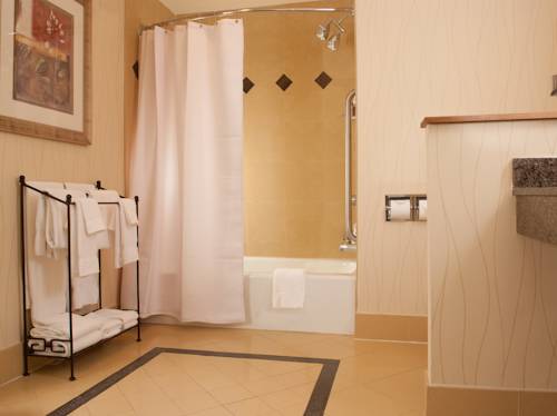 Imagen de la habitación del Hotel Greenville Marriott. Foto 7