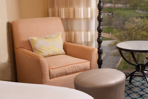 Imagen de la habitación del Hotel Greenville Marriott. Foto 8