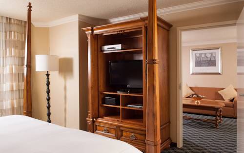 Imagen de la habitación del Hotel Greenville Marriott. Foto 9