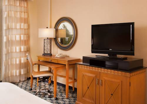 Imagen de la habitación del Hotel Greenville Marriott. Foto 12