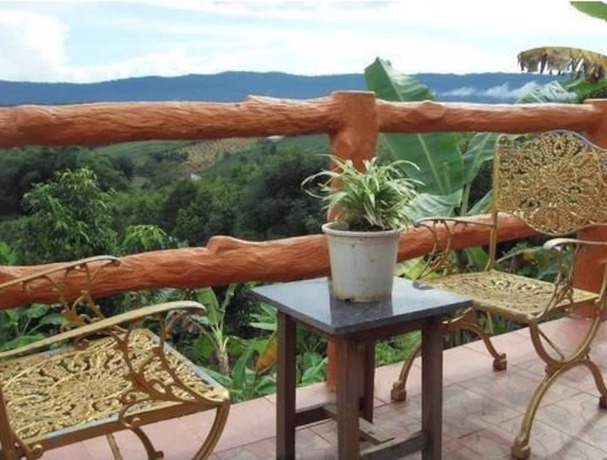 Imagen del bar/restaurante del Hotel Greenway Forest View. Foto 6