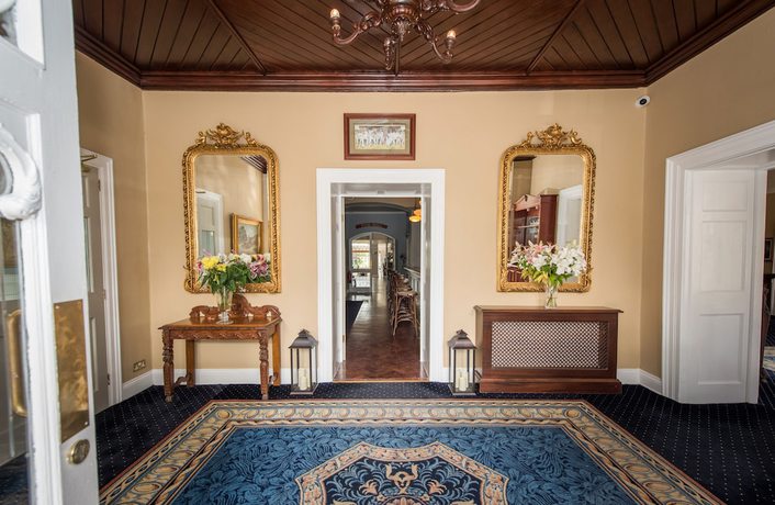 Imagen de los interiores del Hotel Greenway Manor. Foto 17