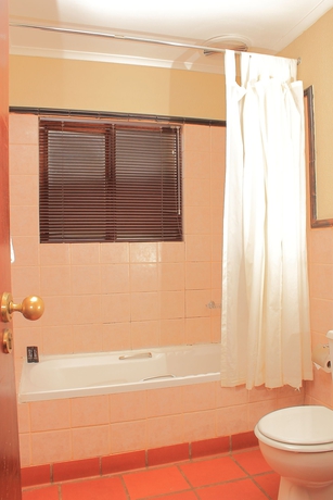 Imagen de la habitación del Hotel Greenway Woods Resort. Foto 3