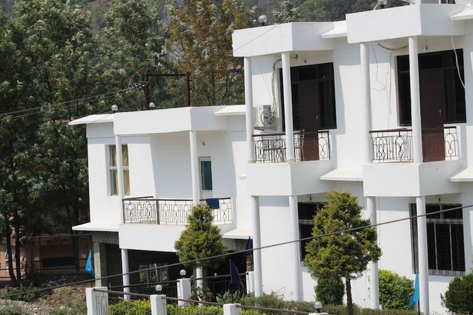 Imagen general del Hotel Greenwood, Bhimtal. Foto 1