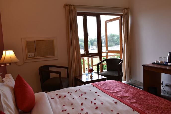 Imagen de la habitación del Hotel Greenwood, Chhatarpur. Foto 18