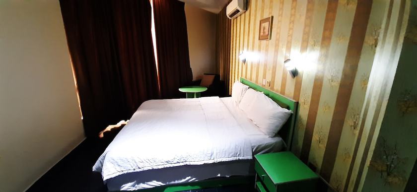 Imagen de la habitación del Hotel Greenwood Courts And Suites. Foto 9