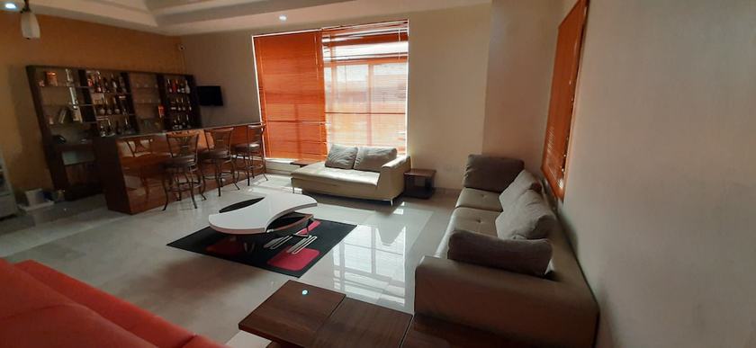 Imagen del bar/restaurante del Hotel Greenwood Courts And Suites. Foto 6