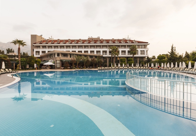 Imagen de la piscina del Hotel Greenwood Kemer Resort. Foto 15