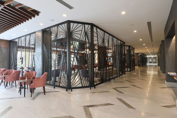 Imagen de los interiores del Hotel Greenwood Suites Resort. Foto 13